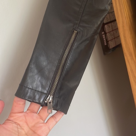 Womens Harley Davidson riding jacket. - Picture 3 of 7